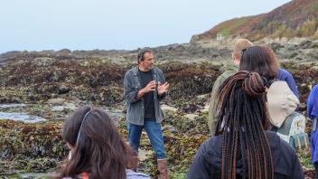 Rick Grosberg explains processes on the rocky intertidal